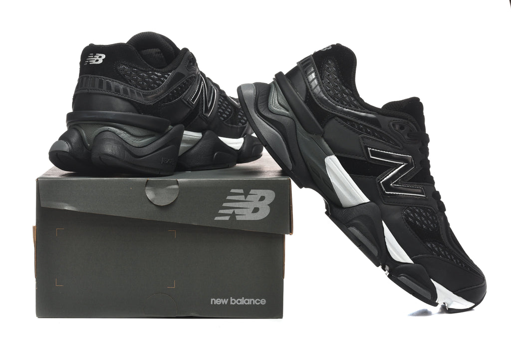 New Balance 9060 Black / White - view 6