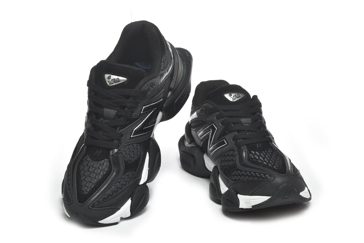 New Balance 9060 Black / White - view 4