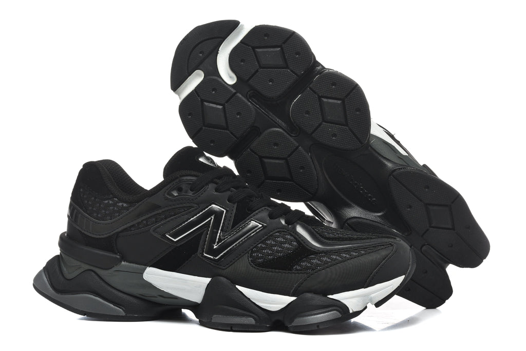 New Balance 9060 "Black / White" - view 2