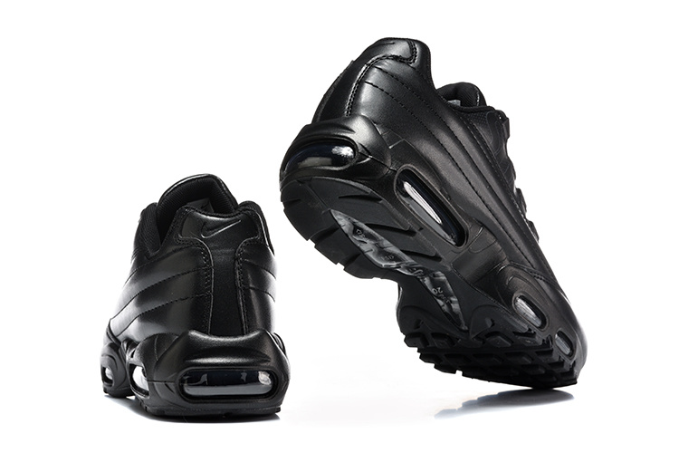Nike Air Max 95 SP "Supreme / Black" - view 5