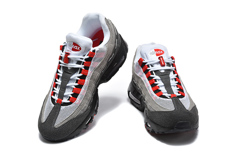 Nike Air Max 95 SP "UNDEFEATED / Grey Red" - view 4