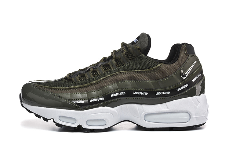 Nike Air Max 95 SP "UNDEFEATED / Olive" - view 1