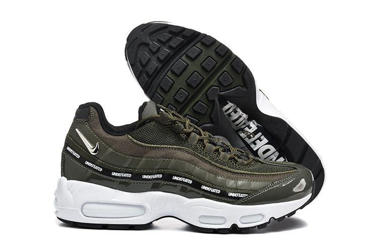 Nike Air Max 95 SP "UNDEFEATED / Olive" - view 2