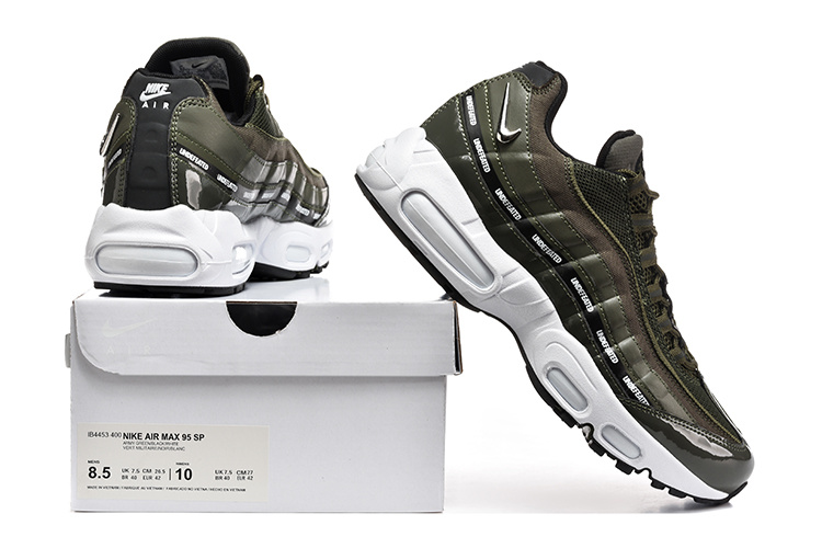 Nike Air Max 95 SP "UNDEFEATED / Olive" - view 6